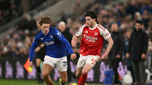 八段锦第二式左右开弓似射雕动作分解，手把手教学（八段锦第二式左右开弓似射雕详解：动作拆解与手把手教学）