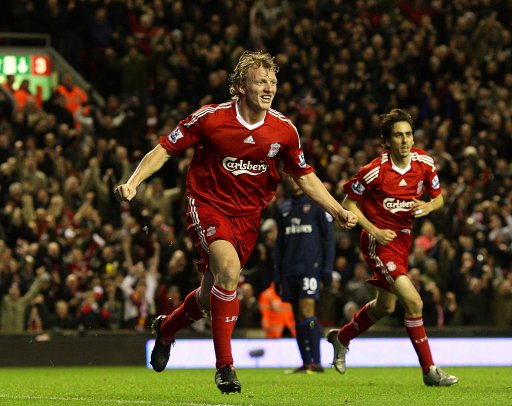 意媒：库普梅纳斯转型中卫表现亮眼，尤文中场补强成当务之急（意媒称库普梅纳斯改踢中卫表现抢眼，尤文中场补强迫在眉睫）