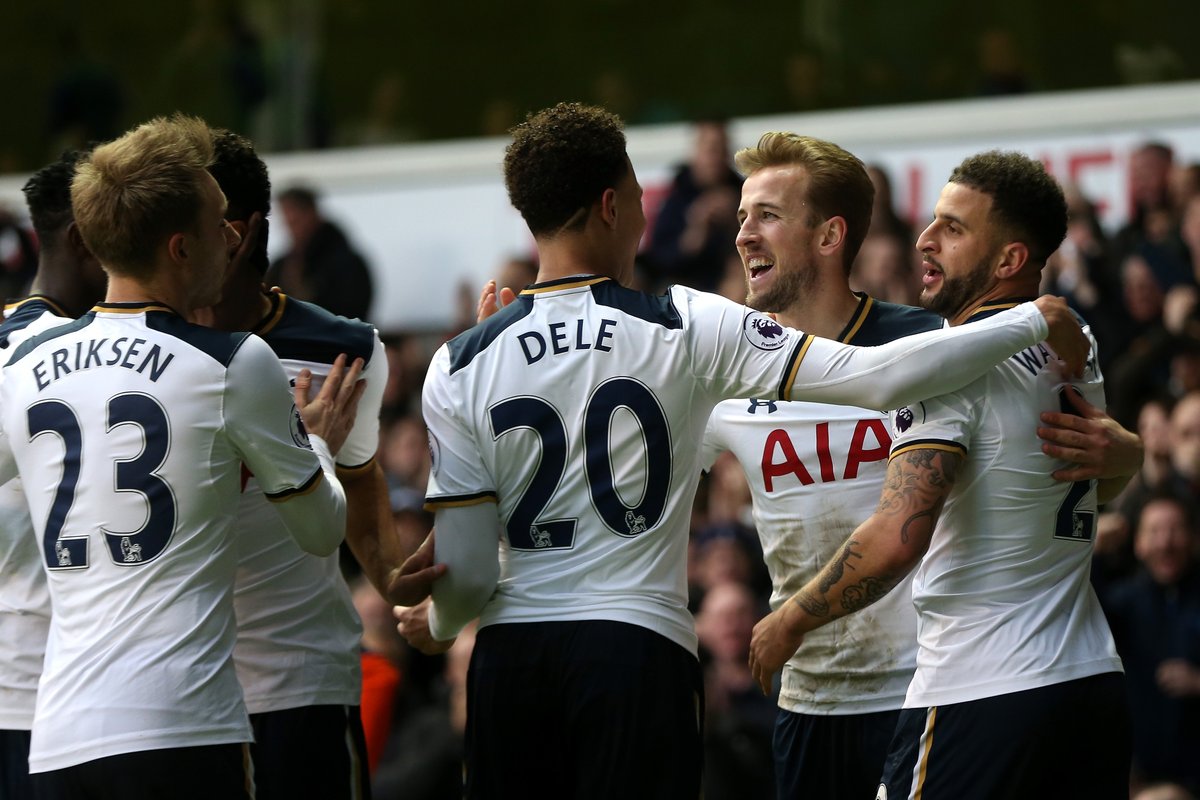 范德芬：我给伊萨克发了短信，我只是想封堵射门&他运气不好（范德芬：赛后给伊萨克发短信，只是想封堵那脚射门，他确实有点倒霉）