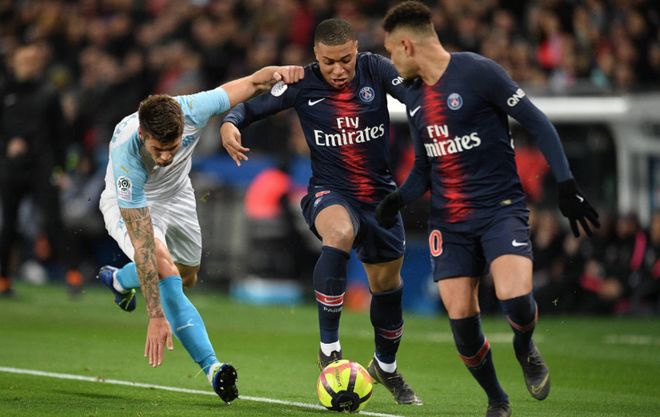 穆勒：留胡子是想尝试不同的造型，队友们很喜欢我的络腮胡（穆勒谈留胡子：想换换造型，队友都很喜欢我的络腮胡）