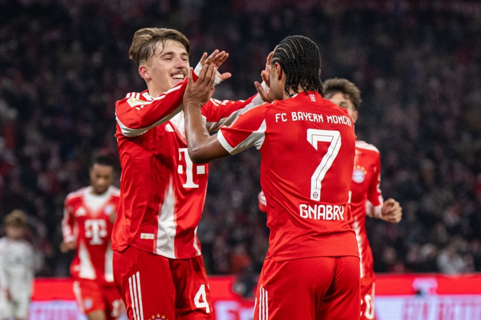 姆巴佩西甲第15轮狂轰3球，助皇马3-0胜毕巴，状态惊人，成为当世足坛第一人。（西甲第15轮，姆巴佩帽子戏法助皇马3-0毕巴，状态惊艳，直指当今足坛第一人）