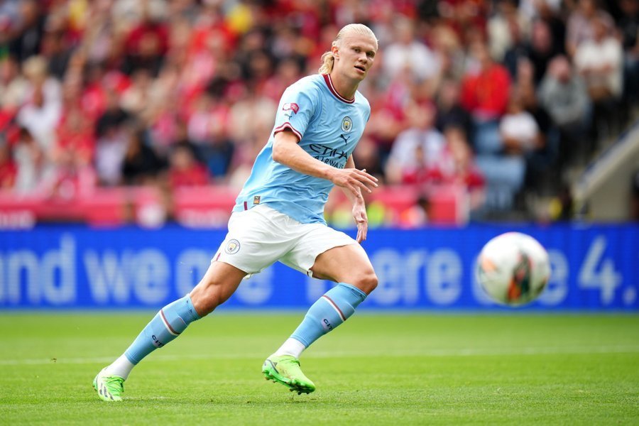 马雷斯卡：埃斯特旺像个旧时代的孩子，他不沉迷于手机和社媒（马雷斯卡：埃斯特旺有老派气质，不迷恋手机和社媒）